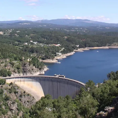 Casa Rio Zezere 別荘 *