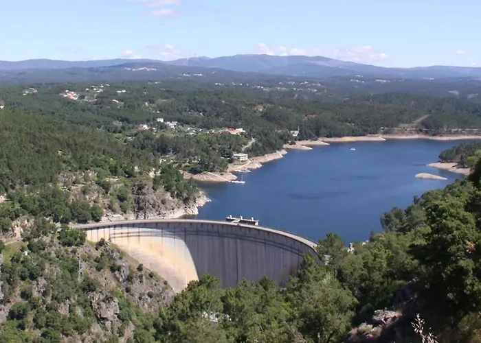 Casa Rio Zêzere Hébergement de vacances *